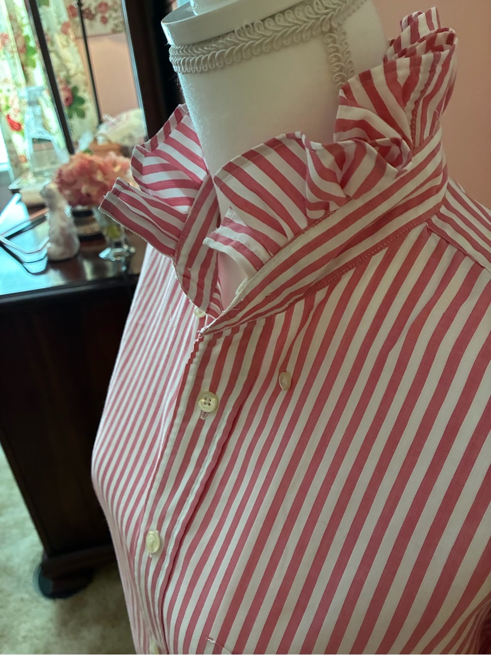 Re-worked up-cycled shirt/blouse with a ruffled collar. - Picture 3 of 5